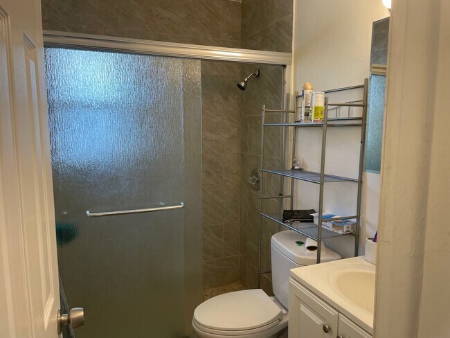 Building Photo - 5442 9th Ave N