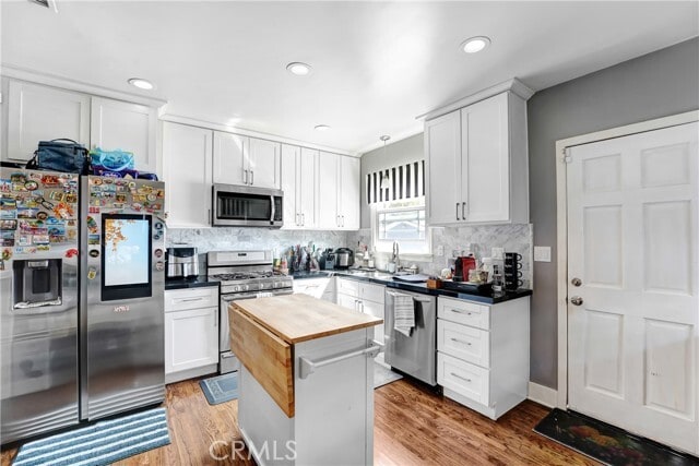 Building Photo - 1982 Corson St