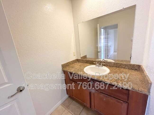 Building Photo - 78650 Ave 42