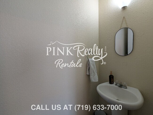 Building Photo - 10167 Roughshod Pt