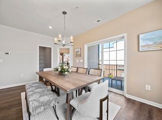 Building Photo - stunning 2-bedroom, 2.5-bathroom Tessa pla...