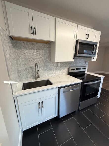 Building Photo - 2544 Williams Ave