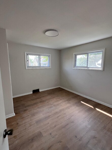 Building Photo - 18205 Dalewood Ave