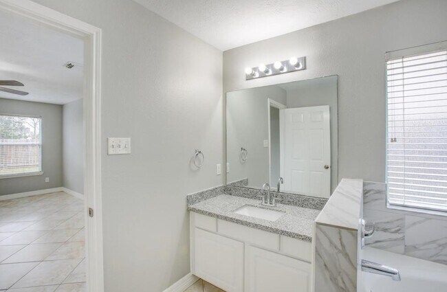 Building Photo - 2301 Wimberly Dr