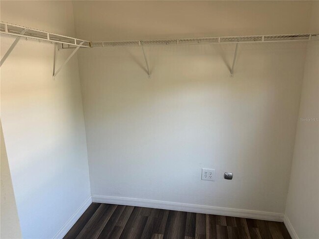 Building Photo - 4150 Vanern Way