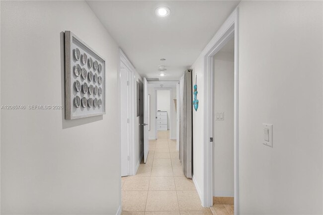 Building Photo - 6917 Collins Ave
