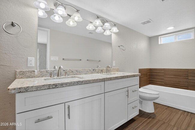 Building Photo - 6843 E Redfield Rd