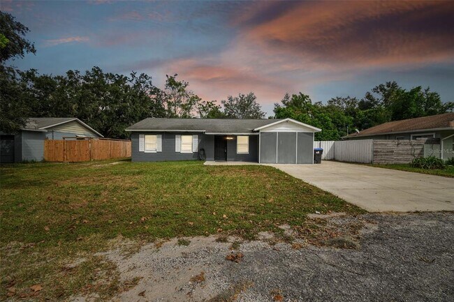 Building Photo - 6237 Mt Plymouth Rd