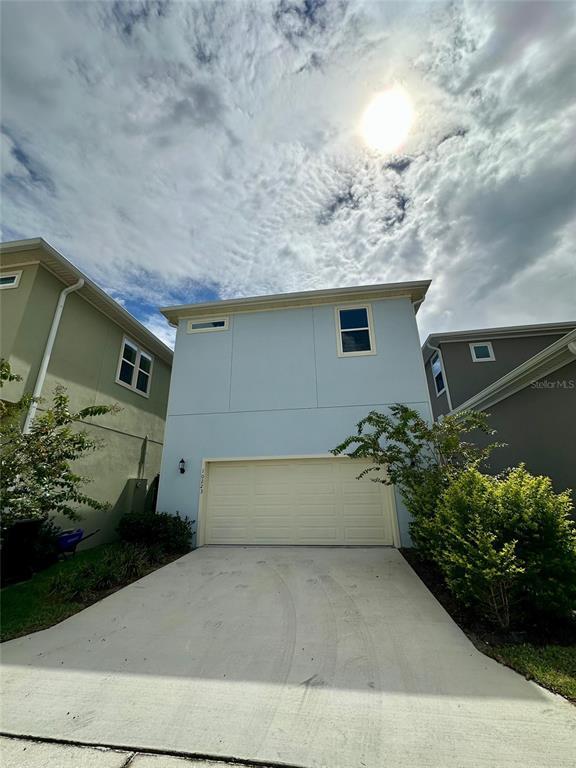 Building Photo - 10322 Marconi Ave