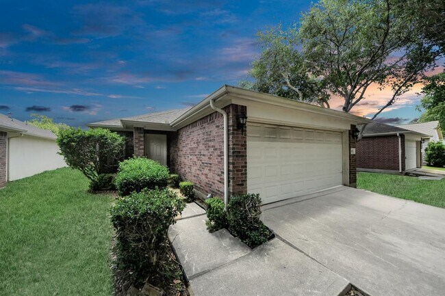 Building Photo - 24311 Hard Wood Dr