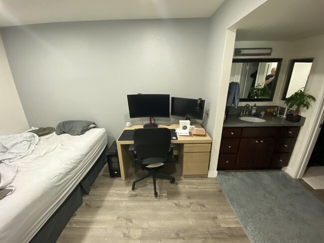 Building Photo - 26211 La Real