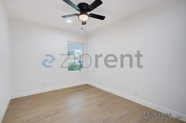 Building Photo - 2602 Deodar St