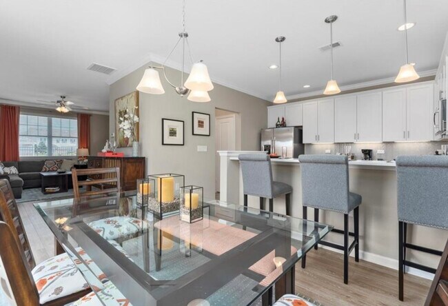 Building Photo - 3904 Trenwith Ln