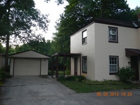 Building Photo - 6394 Conifer Ln