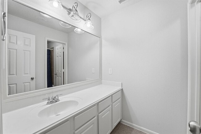 Building Photo - 58 Crocus Petal St