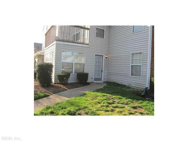 Building Photo - 5000 Thatcher Way
