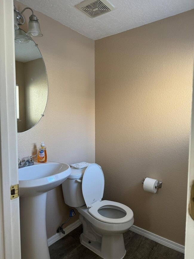 Building Photo - 10920 Tomatillo Ln SE