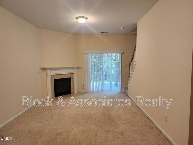 Building Photo - 642 Cupola Dr