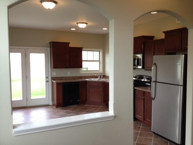 Building Photo - 3305 Sweet Clover Ln