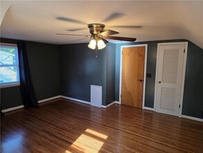 Building Photo - 264 Harvest Dr