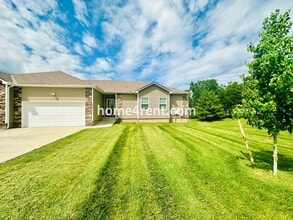 Building Photo - Ranch Style Home w/ Updated Kitchen, including SS Appliances and Granite Counters Plus a Large Un...