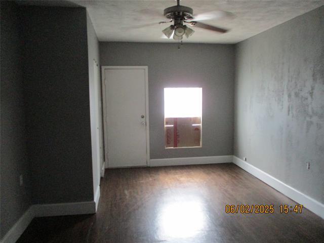 Building Photo - 605 Avondale Dr