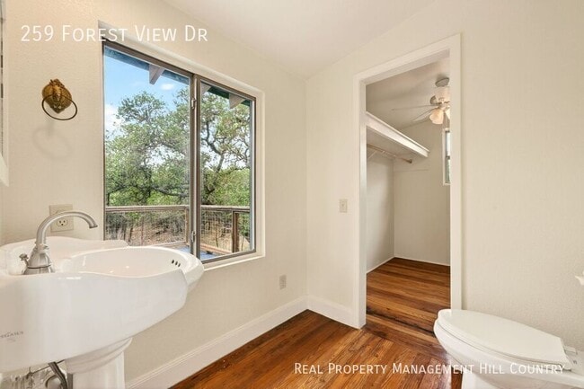 Building Photo - 259 Forest View Dr