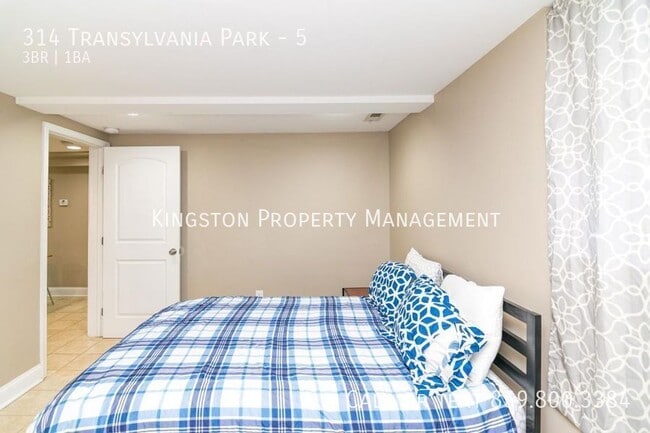 Building Photo - 314 Transylvania Park