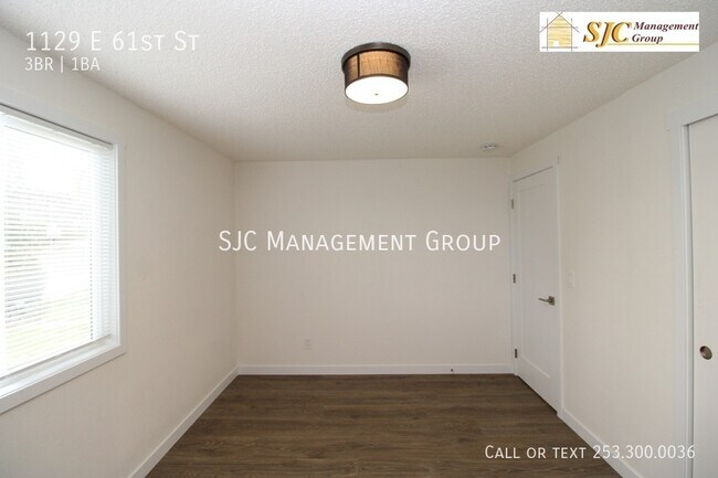 Building Photo - 3 bedroom and one bath home for rent