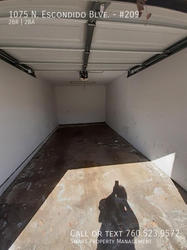 Building Photo - 1075 N Escondido Blvd