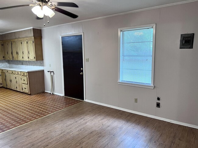 Building Photo - 389 Co Rd 4120