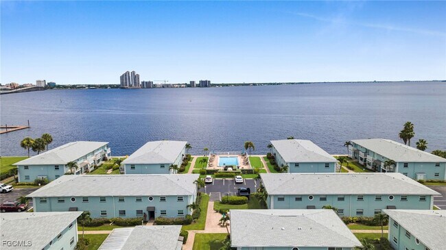 Building Photo - 3338 N Key Dr
