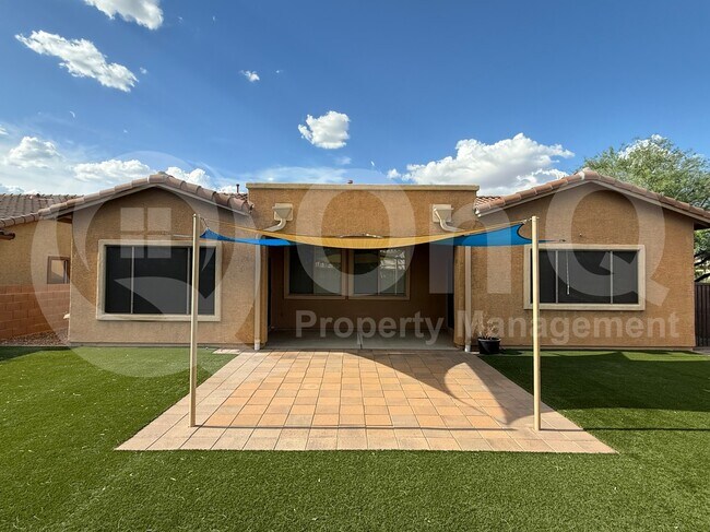 Building Photo - 1419 W Red Creek Dr
