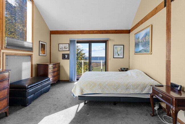 Building Photo - 2 Windward Way