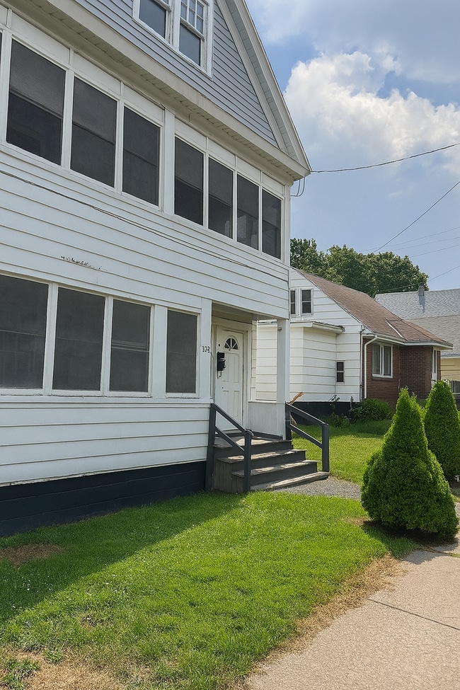Building Photo - Eastwood Charmer – Updated 3-Bedroom with ...