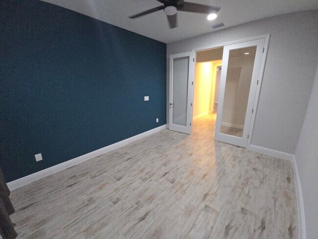 Building Photo - 3/2 Home in Lithia ****MOVE-IN SPECIAL, $500 OFF 2ND MONTHS RENT!!****