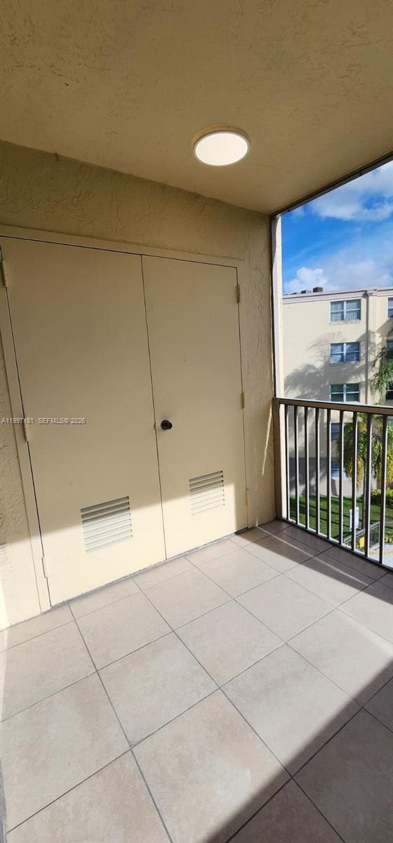 Building Photo - 8255 Lake Dr