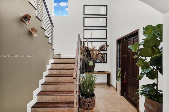 Building Photo - 2143 N Bay Rd