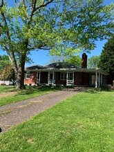 Building Photo - 2009 Mimosa Dr