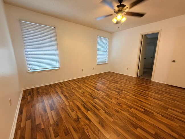 Building Photo - 12716 Covington Trail