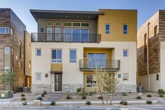 Building Photo - 4263 Solace St