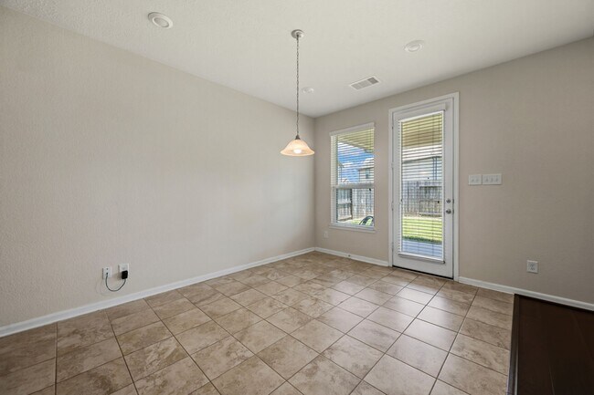 Building Photo - 20602 Pioneer Oak Ln