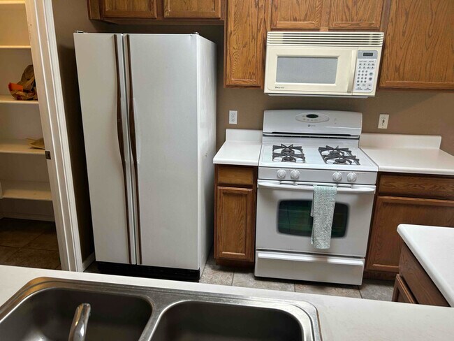 Building Photo - 4801 Irving Blvd NW