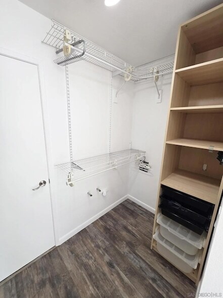 Building Photo - 2230 Ledgeview Ln