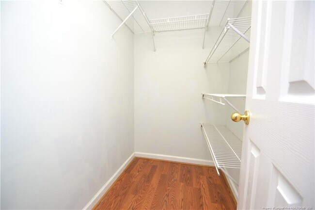 Building Photo - 308 Black Bird Ct