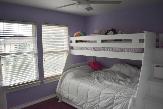Building Photo - 1814 Mustang Island Dr