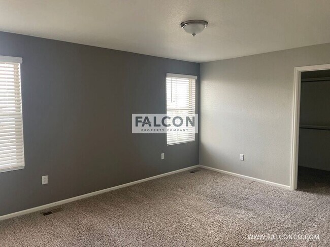 Building Photo - 9279 Birr Ct