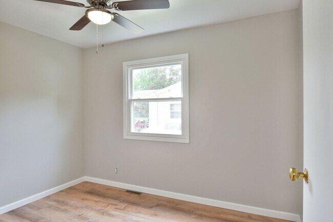 Building Photo - RENTAL AVAILABLE!