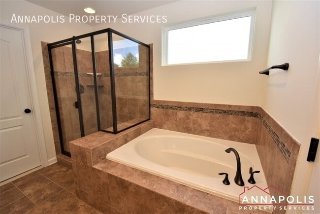 Building Photo - 7946 Monrovia Dr
