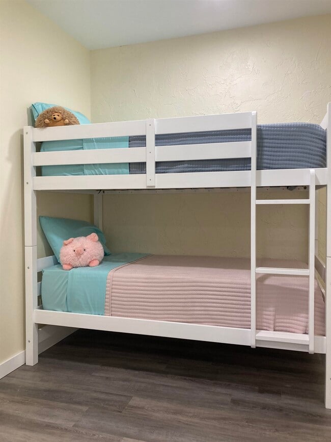 Building Photo - 5200 Choctaw St